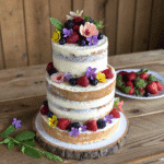 rustic american cakes naked with berries and flowers